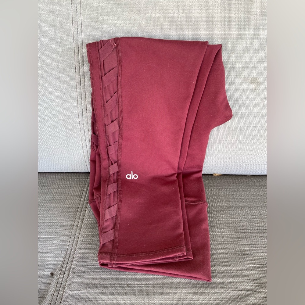 Alo Yoga Burgundy Leggings